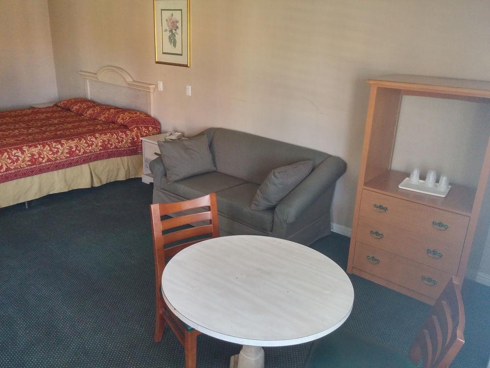 Motel Big A