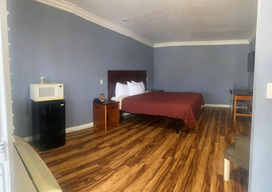 Big A Motel 2*
